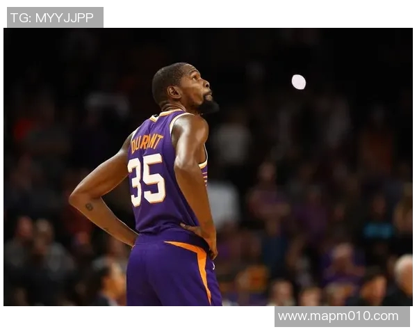 詹姆斯、杜兰特等5名巨星正式加盟火箭，球迷狂热欢呼堪比疯狂排队抢购！