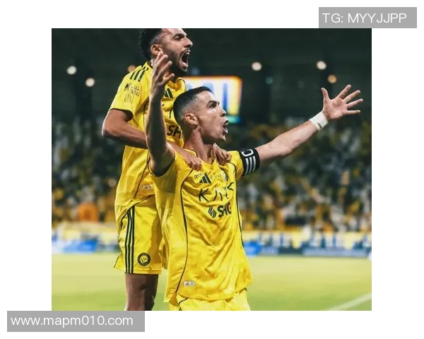 尤文图斯主场战胜AC米兰，C罗梅开二度帮助球队获胜